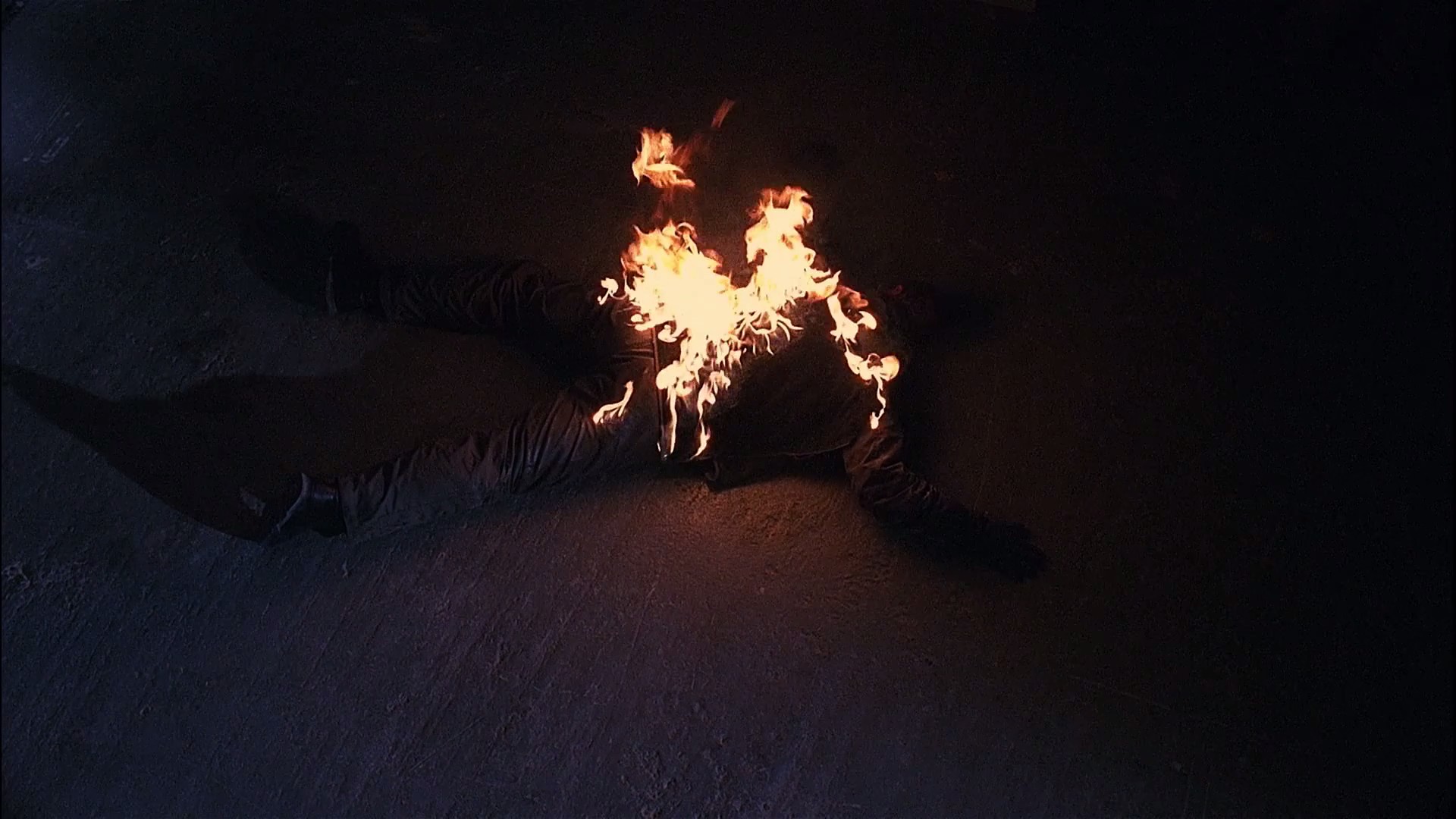 夜海怪兽剧照的剧照