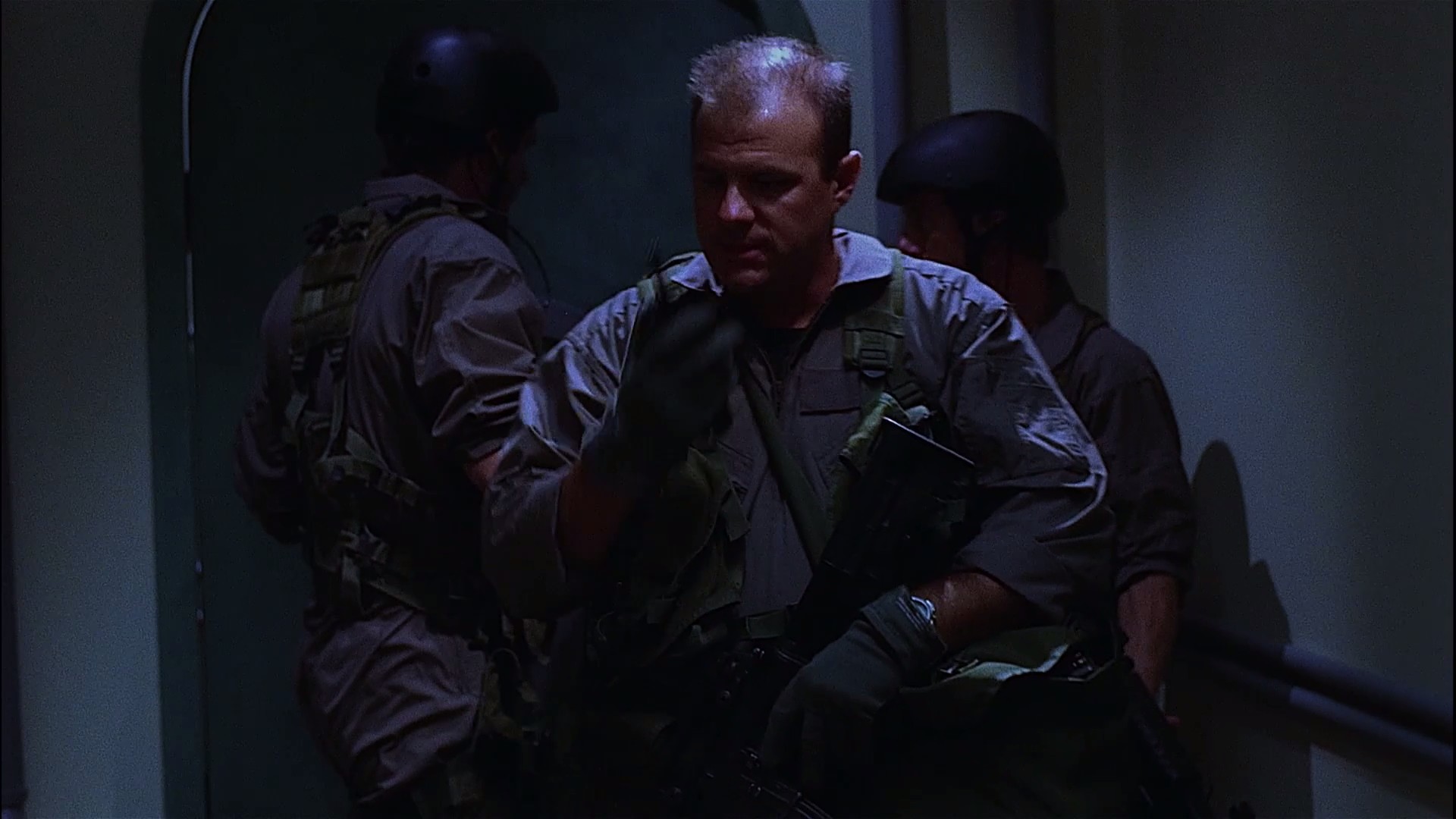 夜海怪兽剧照的剧照