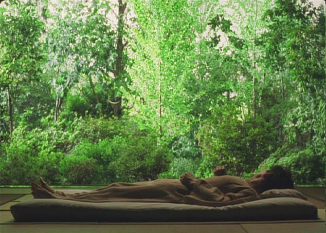 沉睡的男人剧照的剧照