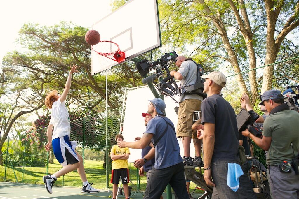 单亲度假村剧照的剧照