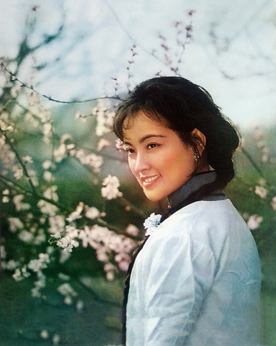 神秘的大佛剧照的剧照