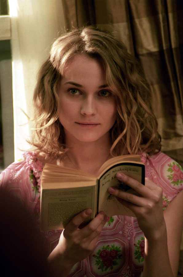 谜情公寓剧照的剧照