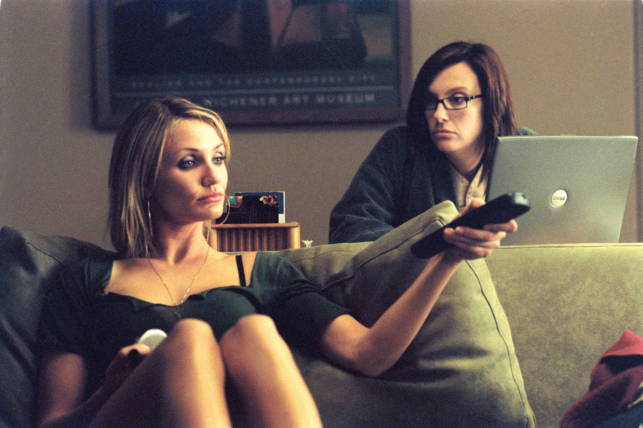 偷穿高跟鞋剧照的剧照