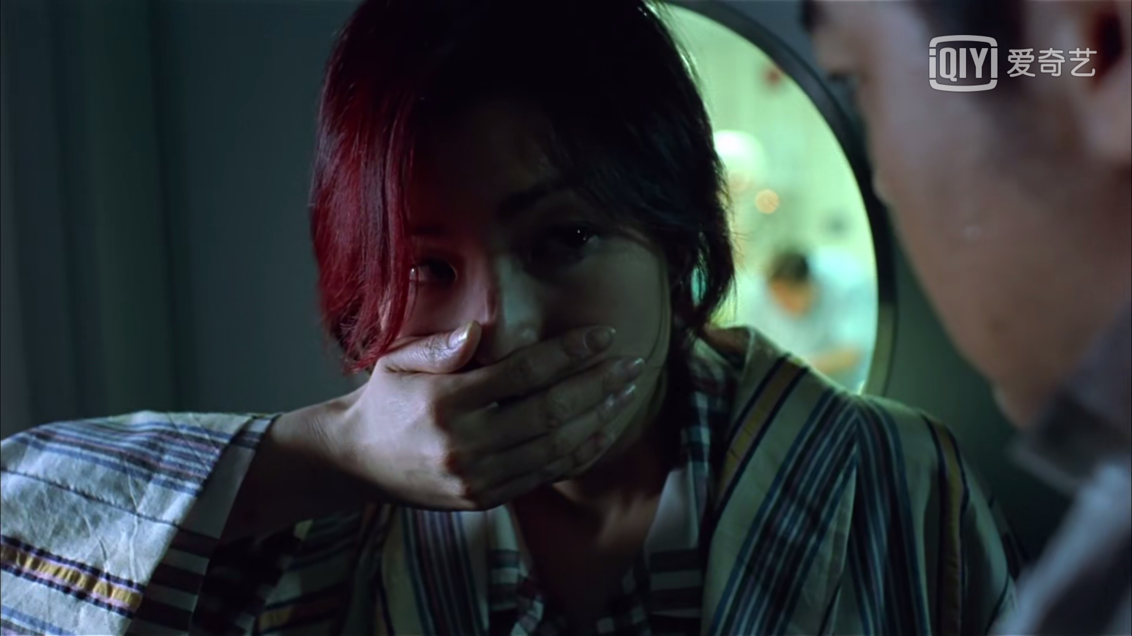 我左眼见到鬼剧照的剧照