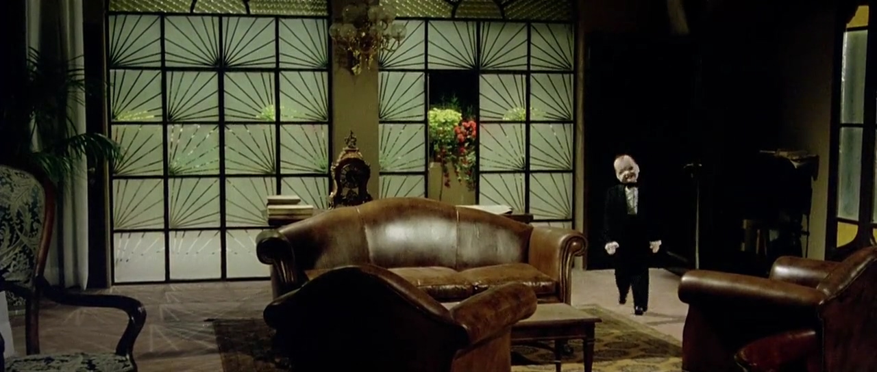 夜深血红剧照的剧照