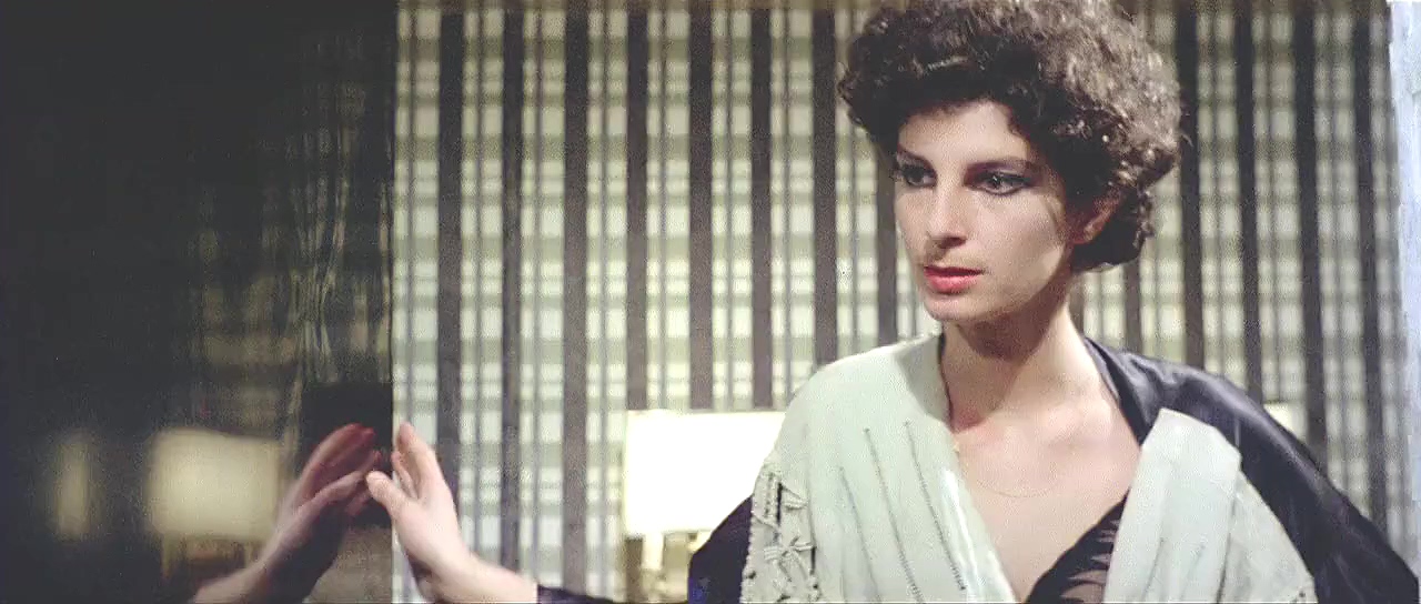 夜深血红剧照的剧照