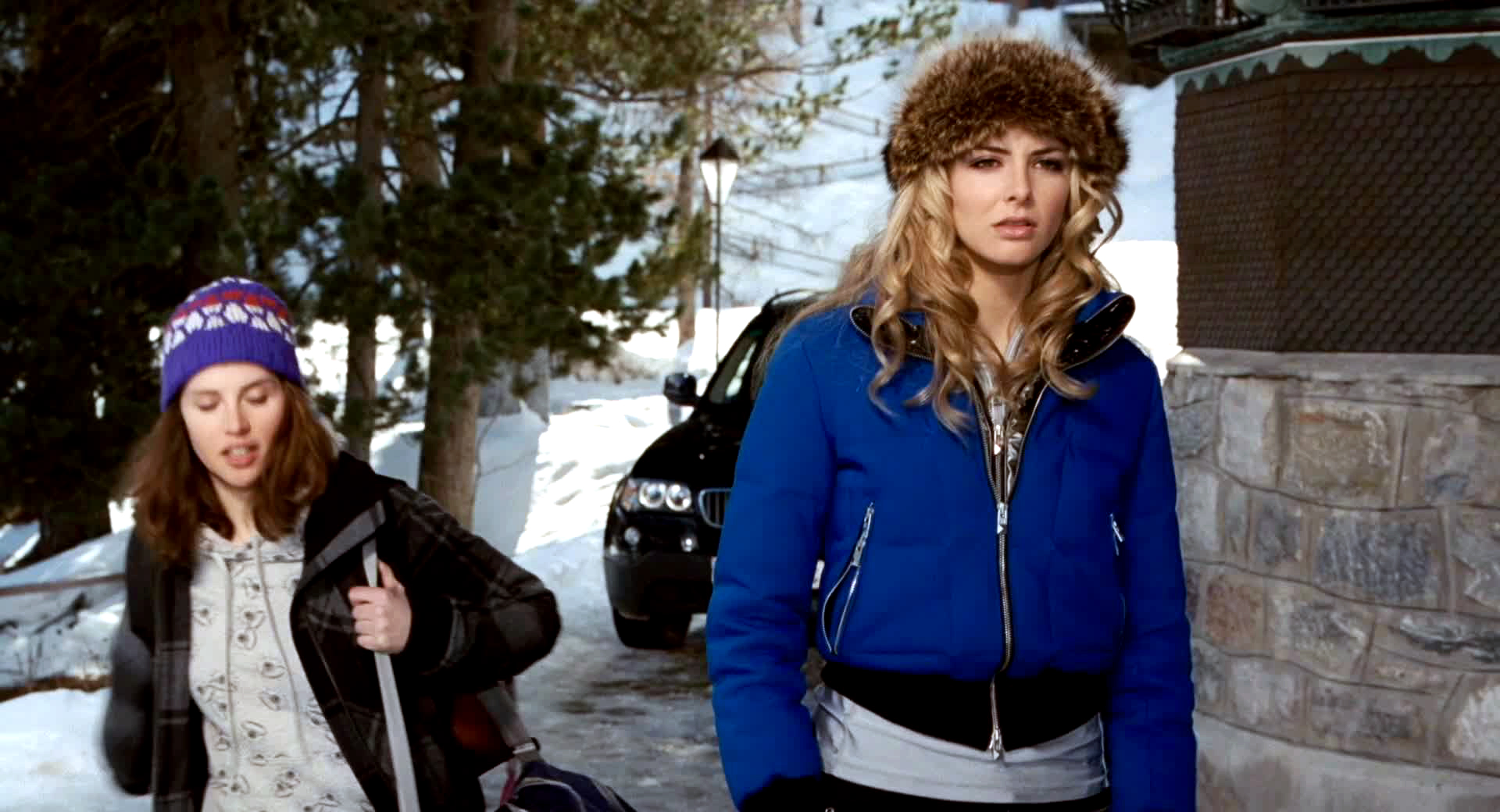 雪场女孩剧照的剧照