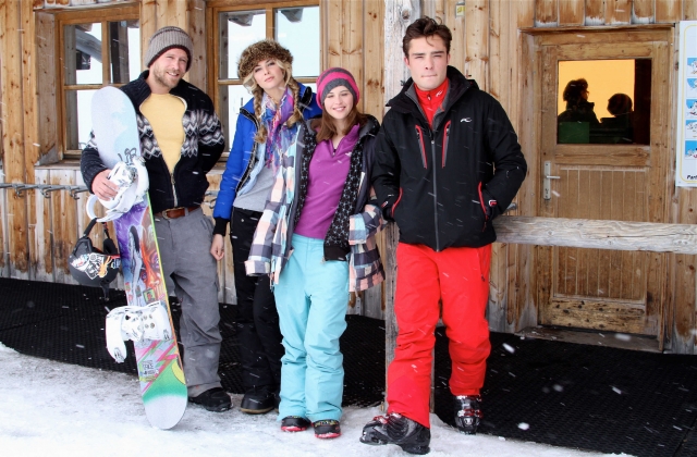 雪场女孩剧照的剧照