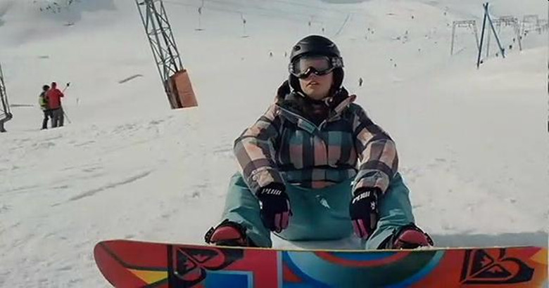 雪场女孩剧照的剧照