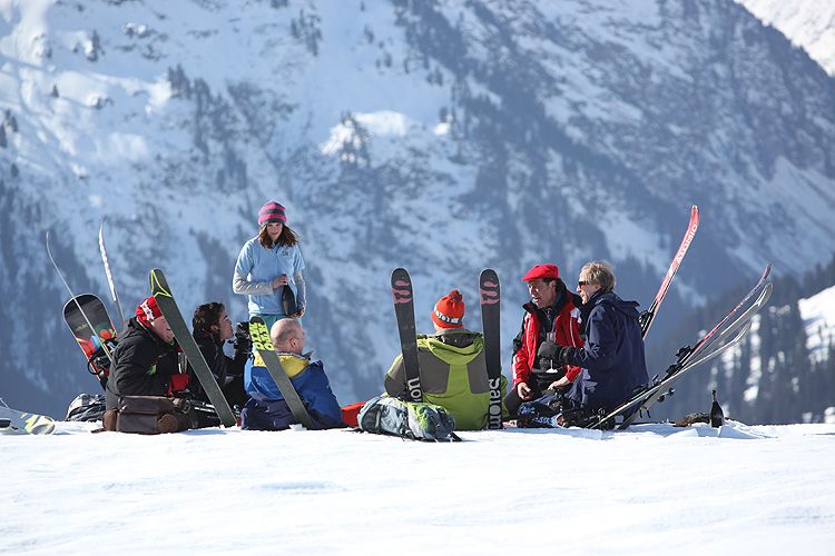 雪场女孩剧照的剧照