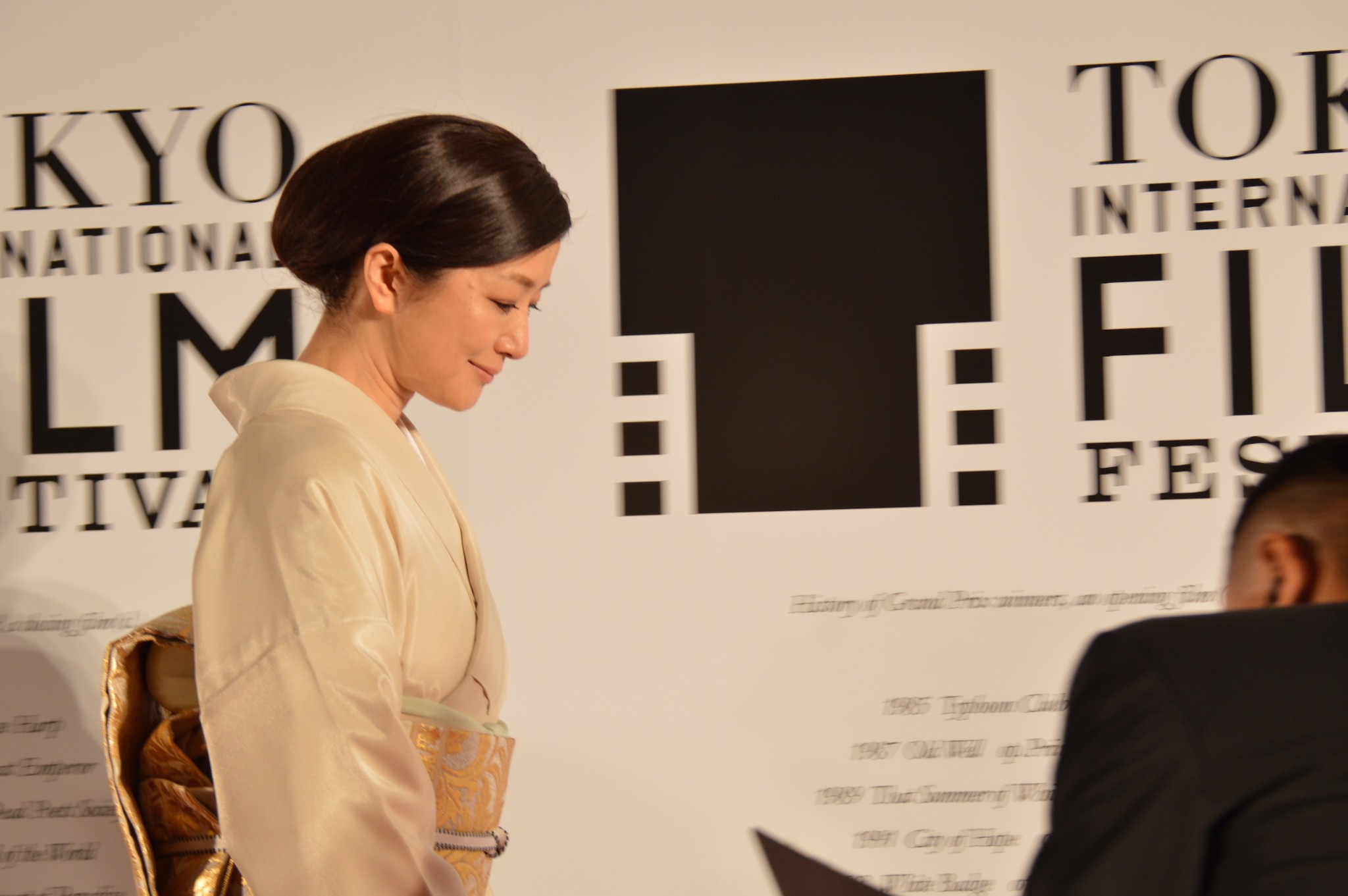 渴望拯救剧照的剧照