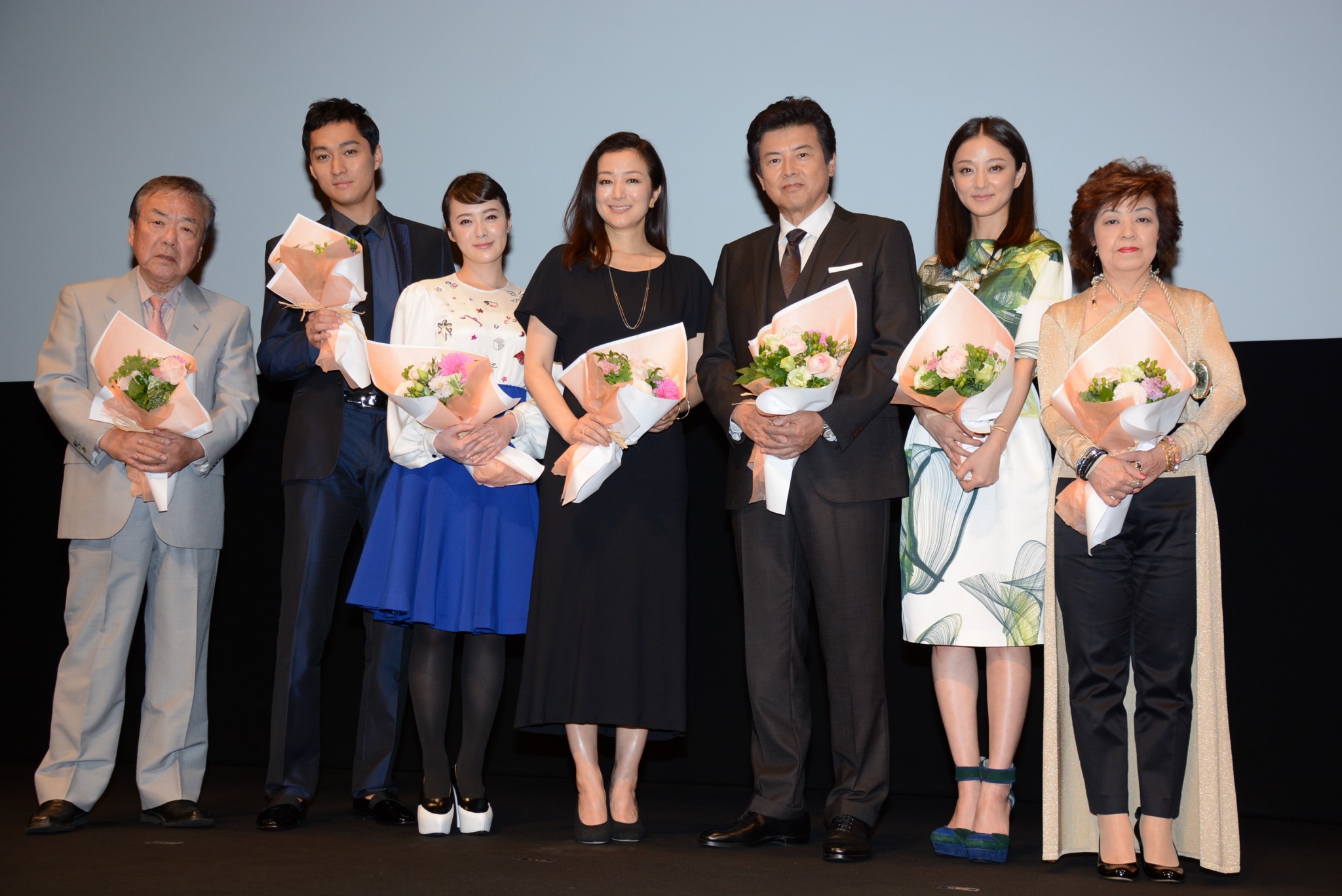 渴望拯救剧照的剧照