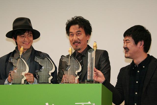 啄木鸟和雨剧照的剧照