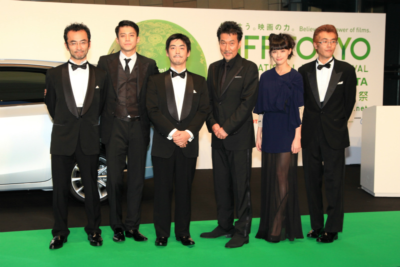 啄木鸟和雨剧照的剧照