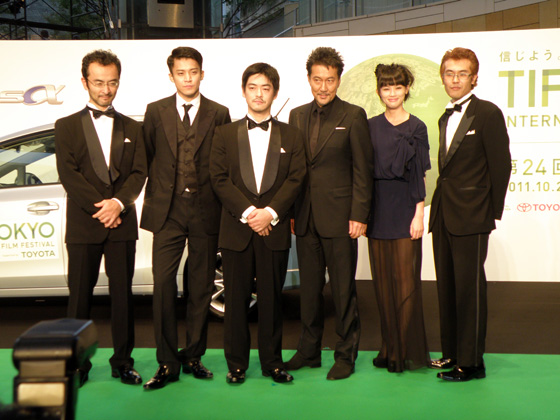 啄木鸟和雨剧照的剧照