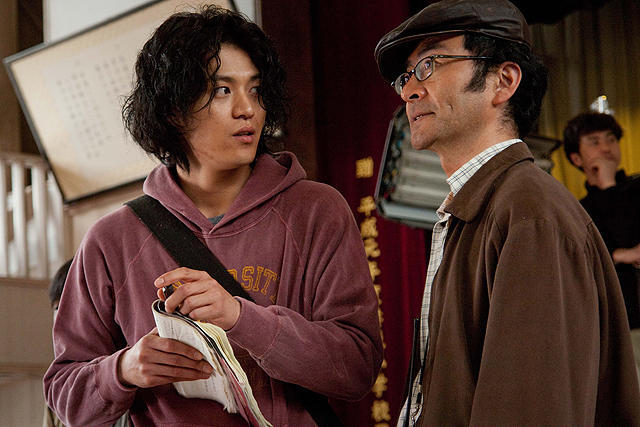 啄木鸟和雨剧照的剧照