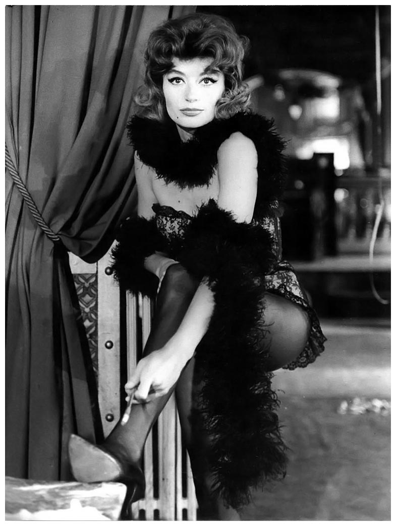 萝拉剧照的剧照