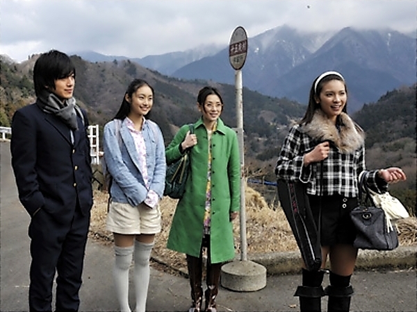 名侦探柯南 给工藤新一的挑战书～怪鸟传说之谜～剧照的剧照