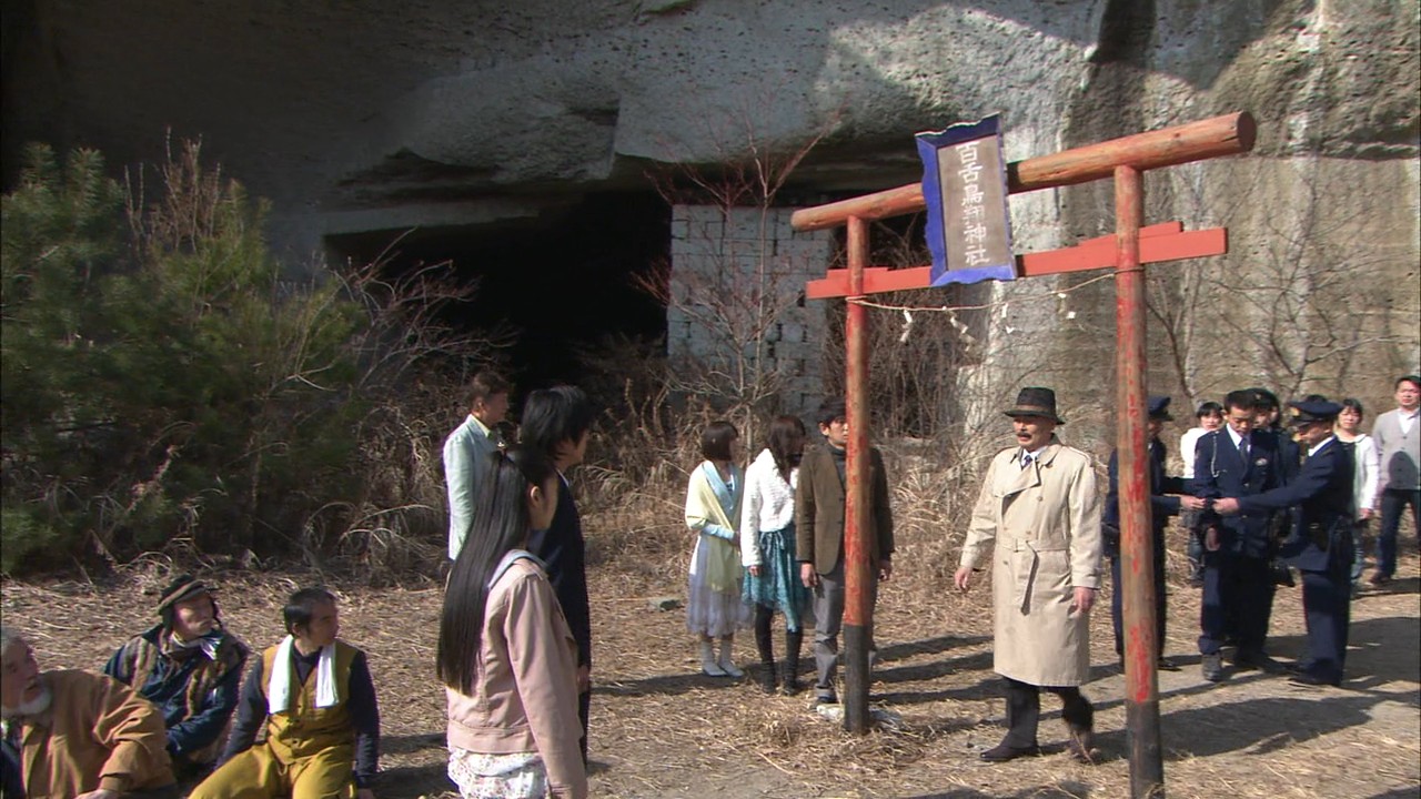 名侦探柯南 给工藤新一的挑战书～怪鸟传说之谜～剧照的剧照