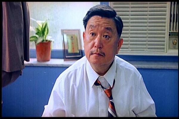 沙滩仔与周师奶剧照的剧照