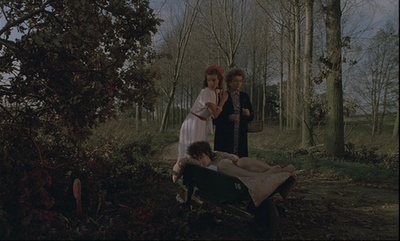 逐个淹死剧照的剧照