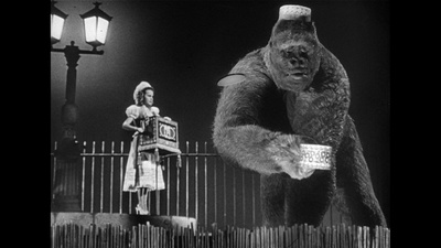 巨猩乔扬剧照的剧照