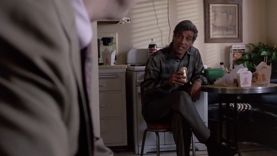 警花变色龙剧照的剧照