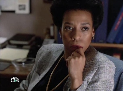 警花变色龙剧照的剧照