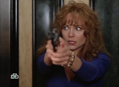 警花变色龙剧照的剧照