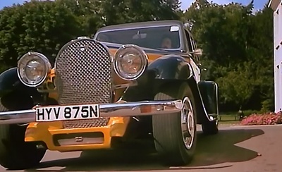 波旁街的变态女人剧照的剧照