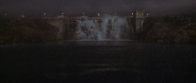 大雨成灾剧照的剧照