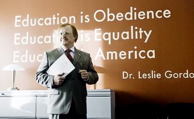 迷幻高中剧照的剧照