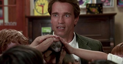 幼儿园警探剧照的剧照