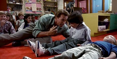 幼儿园警探剧照的剧照