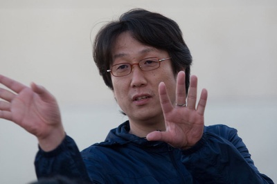 妈妈别哭剧照的剧照