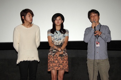 妈妈别哭剧照的剧照