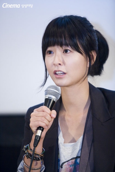 附近的房间剧照的剧照