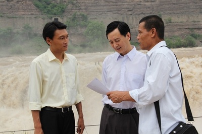 一乡之长剧照的剧照