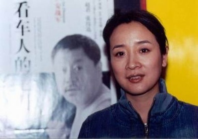 看车人的七月剧照的剧照