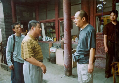 看车人的七月剧照的剧照