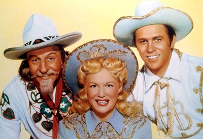 飞燕金枪剧照的剧照