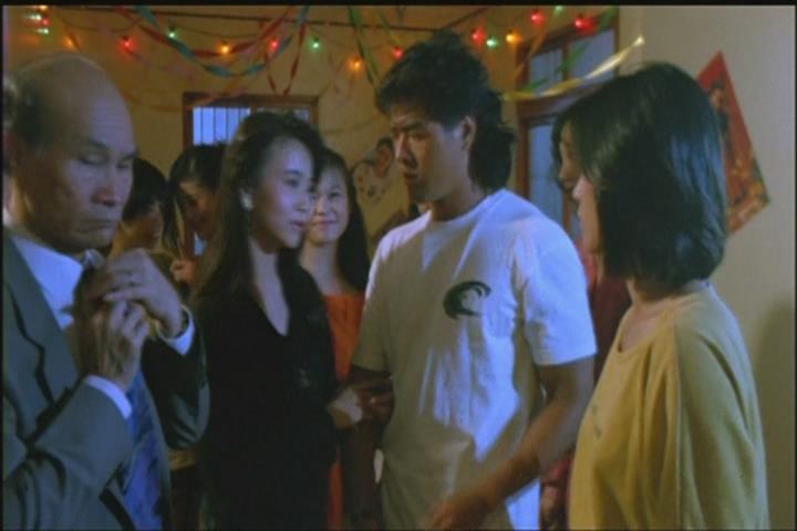 庙街十三妹剧照的剧照