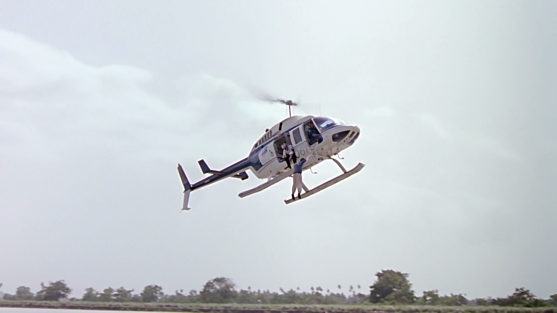 虎穴屠龙之轰天陷阱剧照的剧照