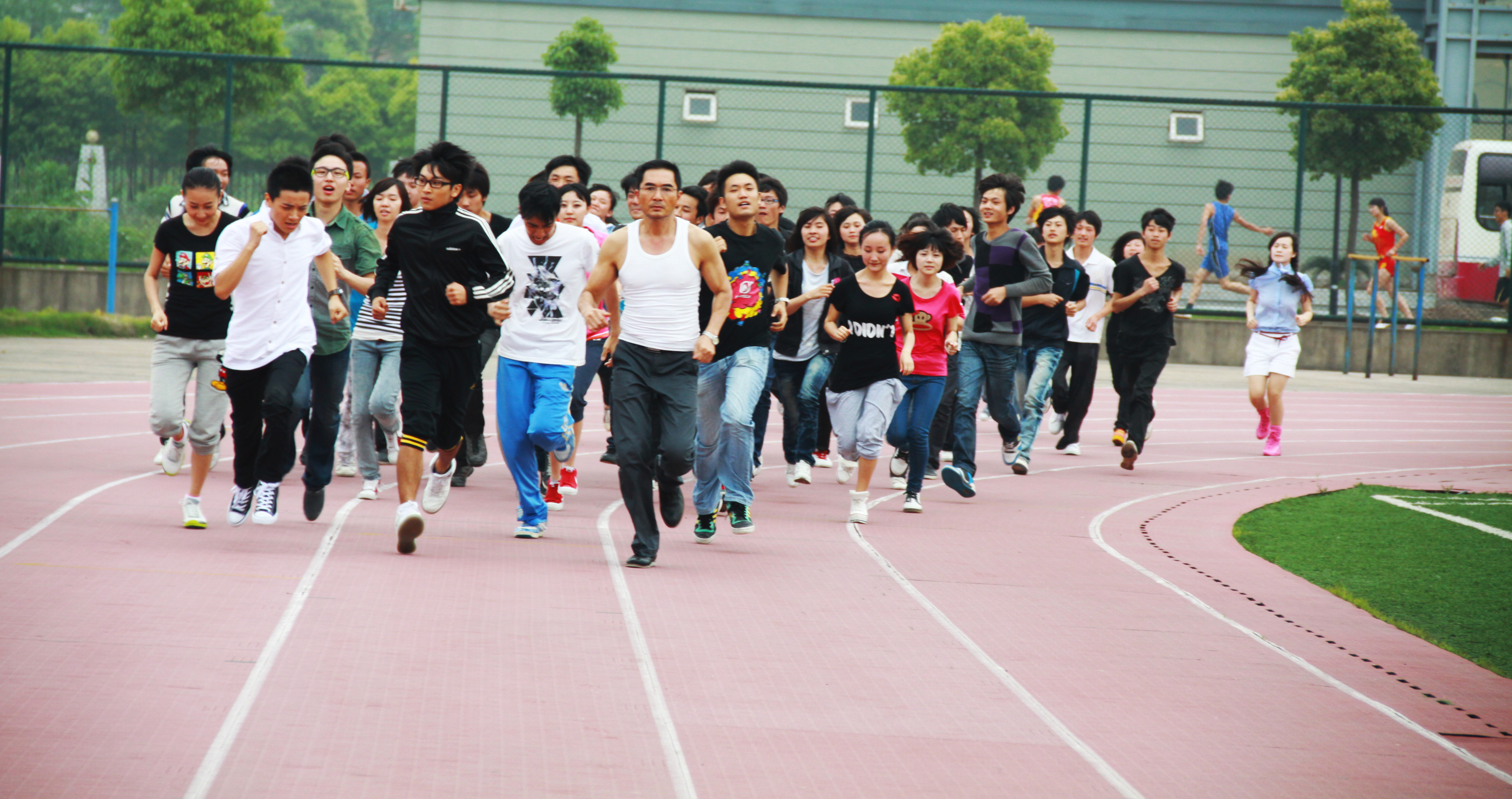 全城高考剧照的剧照