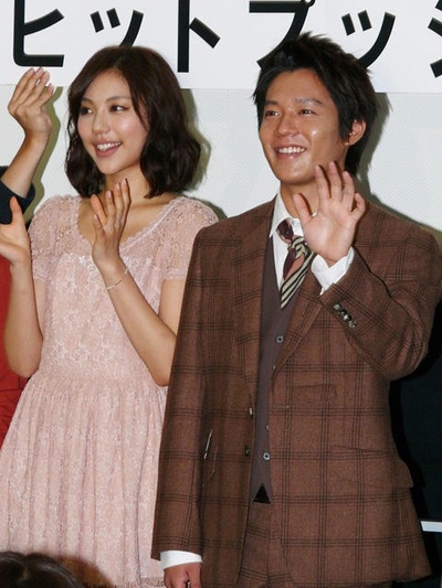 当按下开关时剧照的剧照