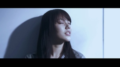 当按下开关时剧照的剧照