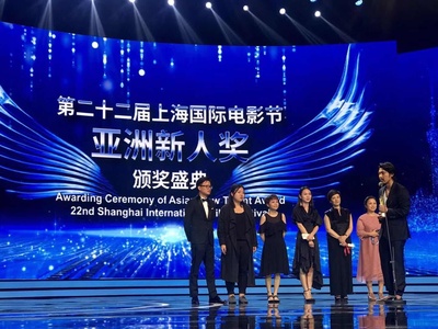 活着唱着剧照的剧照