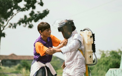 登月荒言剧照的剧照