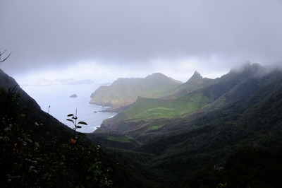 离岛居民剧照的剧照