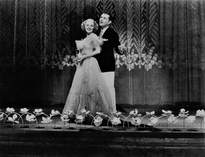 你不能拥有一切剧照的剧照